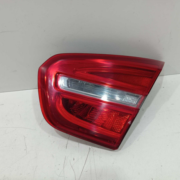 Lanterna Tampa Direita Mercedes Gla200 2015 2016 2017 2018