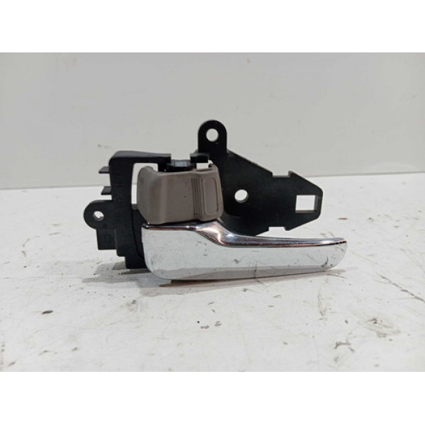Maçaneta Interna L200 Triton  2009 2015 Dianteira Esquerda M