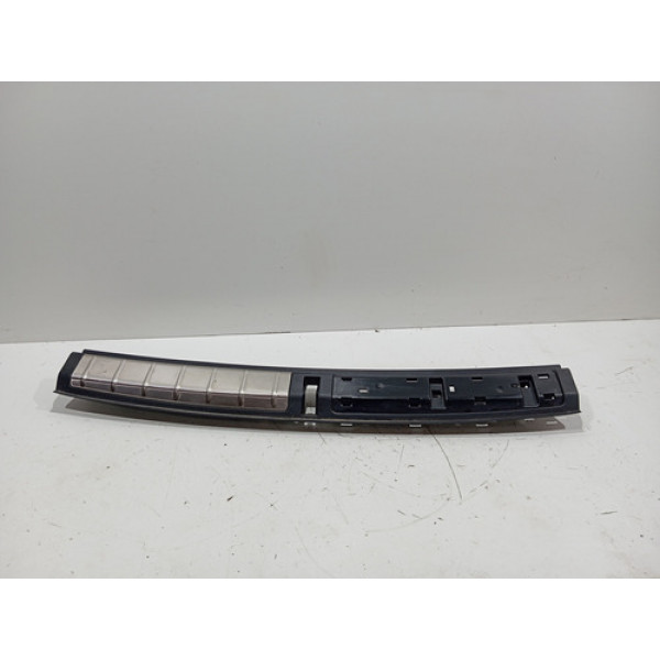 Moldura Tampa Traseira Bmw X1 2017 2022 7413689 M13999