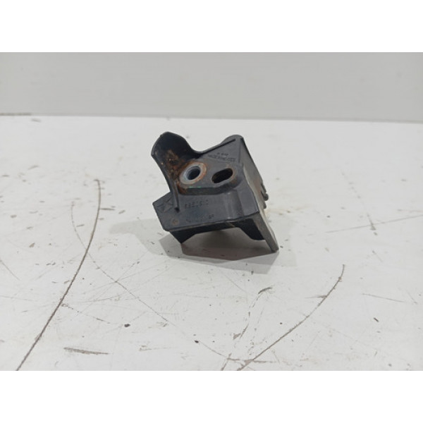 Suporte Sensor Impacto Commander 2022 Direito M13380